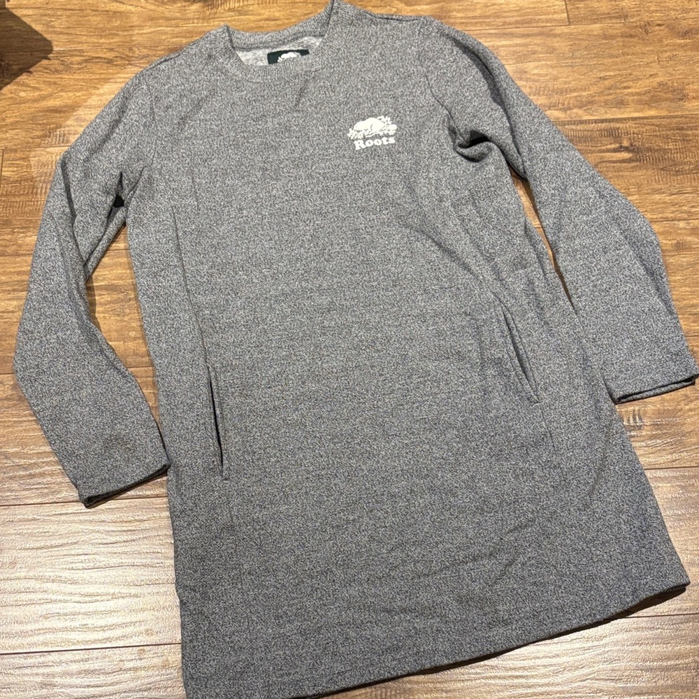 Roots Heather Gray Long Sleeve sweater Dress size small